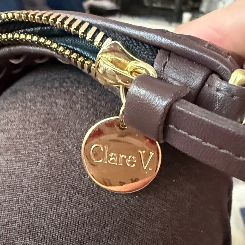 Retired color CLARE V Petit Moyen Crossbody Bag in burgundy. - Picture 15 of 16